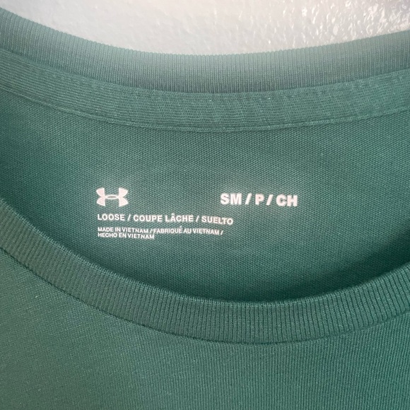 NWOT Under Armour shirt - Picture 2 of 3